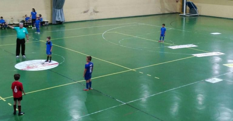 Prebenjamín de fútbol empata a 4