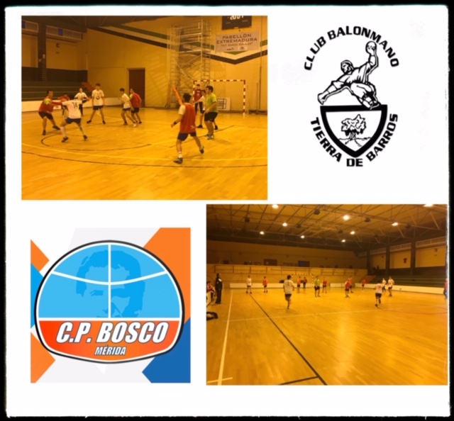 Amistoso de balonmano en Almendralejo