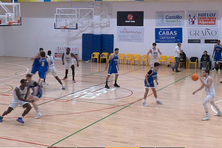 Se corta la racha en el partido aplazado en Coria del Río
